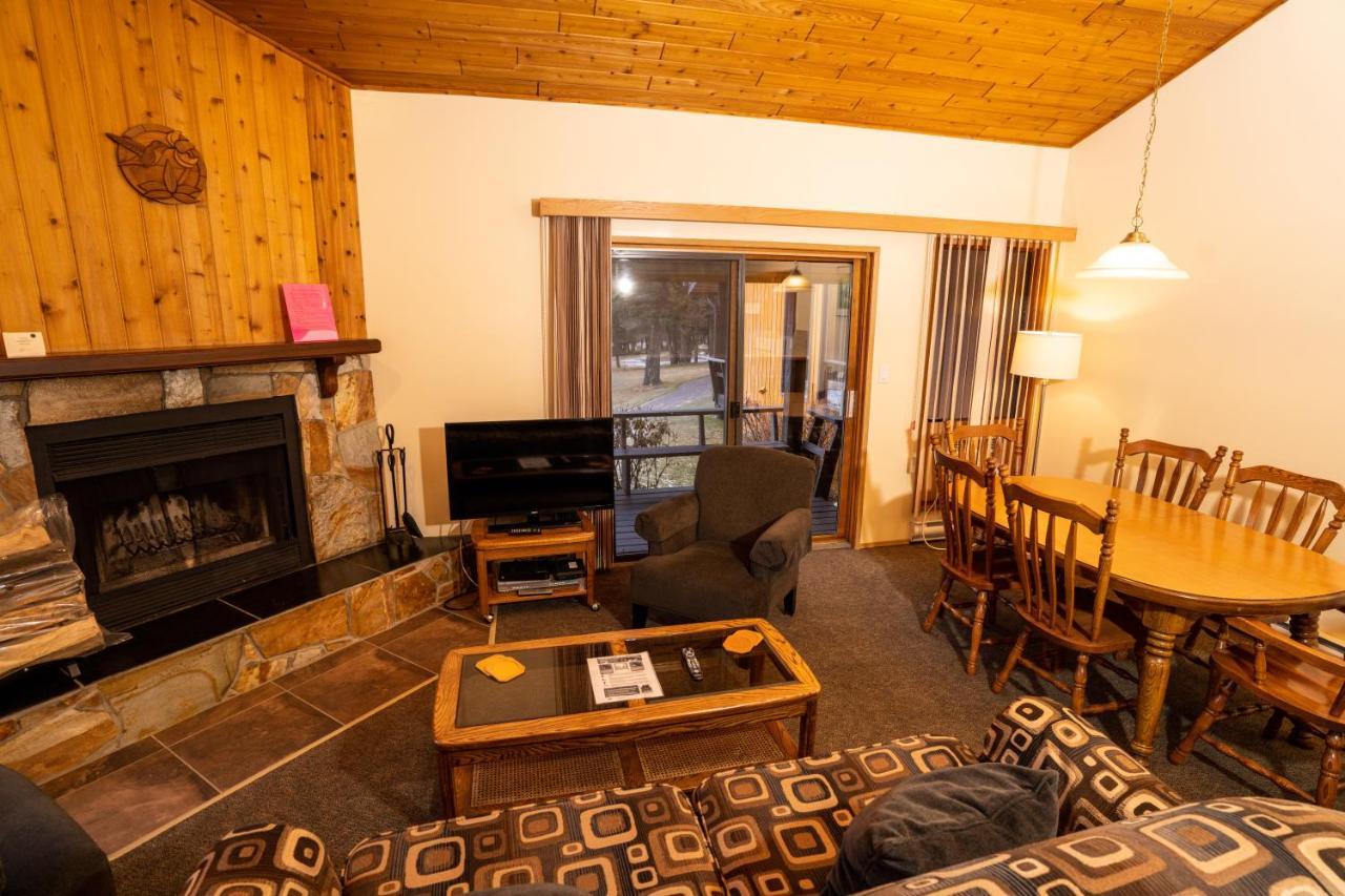 Fairmont Hot Springs Resort 외부 사진