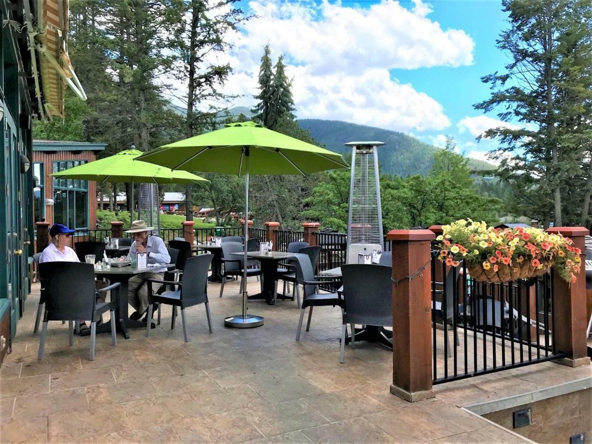 Fairmont Hot Springs Resort 외부 사진