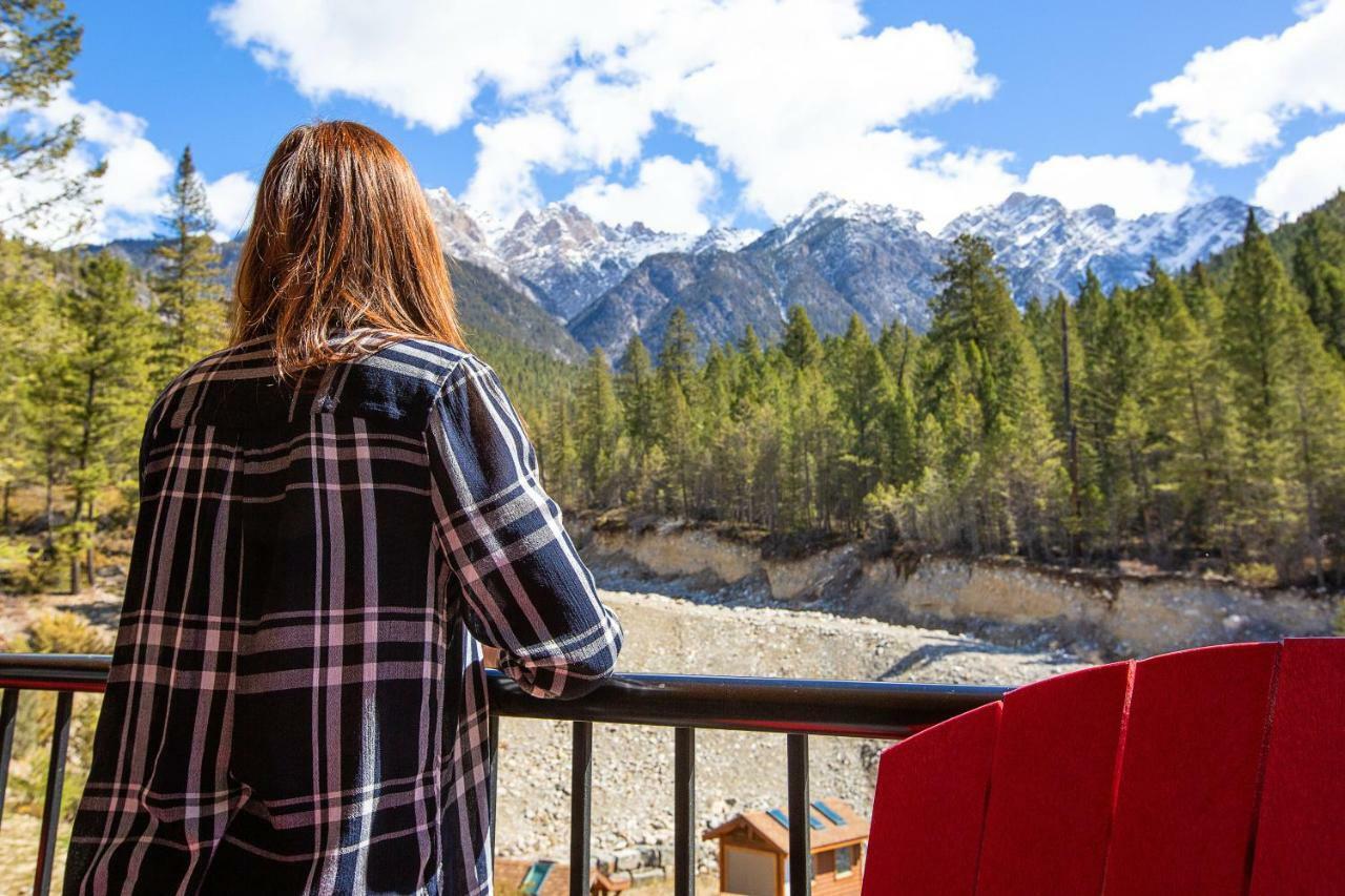 Fairmont Hot Springs Resort 외부 사진
