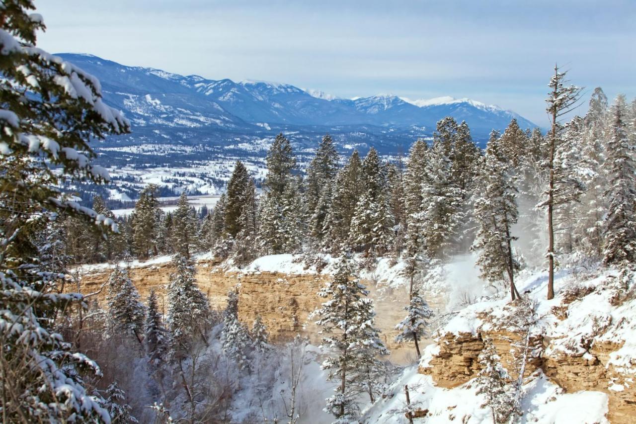 Fairmont Hot Springs Resort 외부 사진